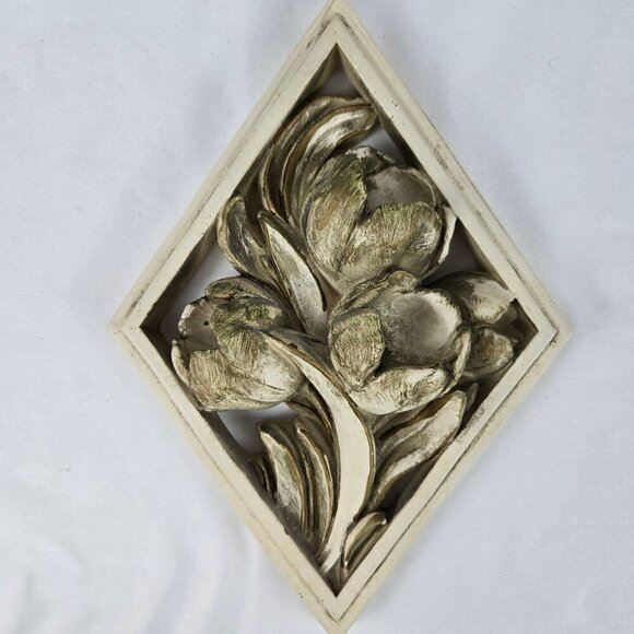 Vintage Universal Statuary Co 1958 Set of 2 Chalkware Floral Wall Hangings - Picture 8 of 16